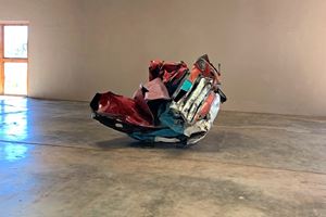 John Chamberlain, 22 variously titled works in painted and chromium-plated steel, (1972–1982). Permanent collection, the Chinati Foundation, Marfa, Texas. © 2020 Fairweather & Fairweather LTD / Artists Rights Society (ARS), New York. Photo: Georges Armaos.